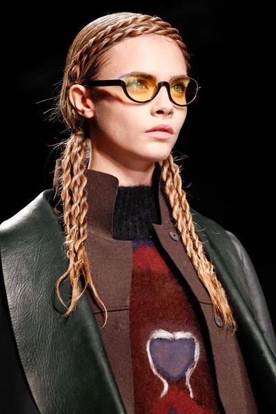 Look 65